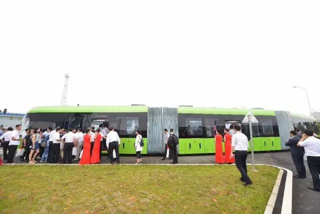 客車自動破窗裝置,遙控自動破玻器,破窗器,南冠破玻器 客車自動破窗裝置,遙控自動破玻器,破窗器,南冠破玻器