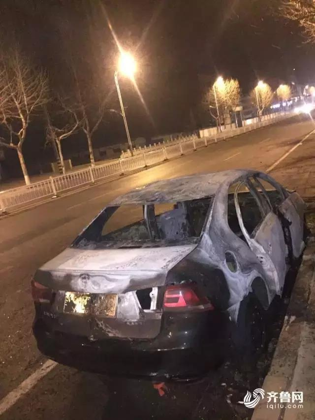 客車自動(dòng)破窗裝置,遙控自動(dòng)破玻器,破窗器,南冠破玻器 客車自動(dòng)破窗裝置,遙控自動(dòng)破玻器,破窗器,南冠破玻器